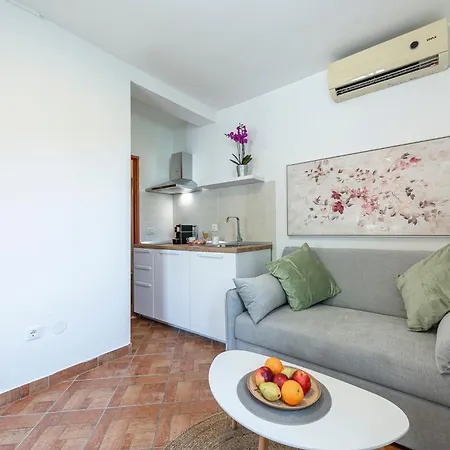 Apartment Doris Zaton (Dubrovnik-Neretva)