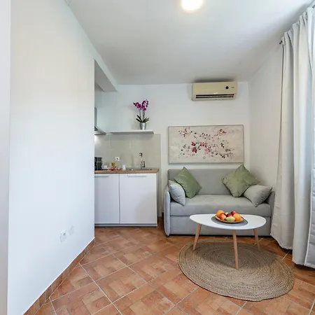 Apartment Doris *