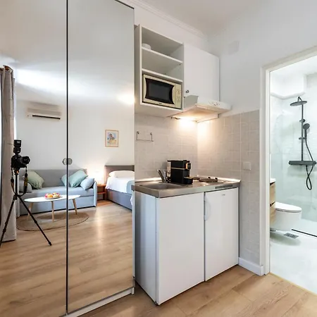 Doris Apartment *