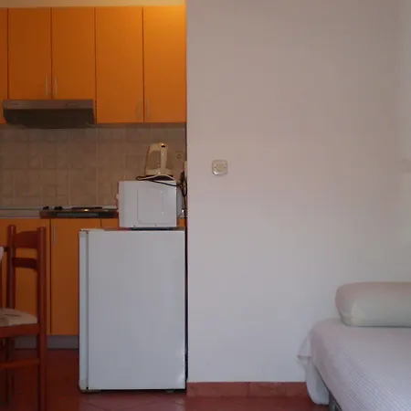 Doris Apartment